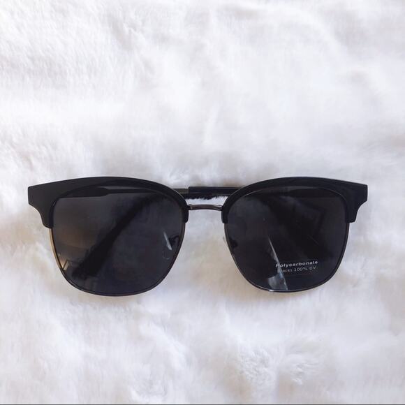 Stylens Other - Madox Black & Silver Retro Sunglasses